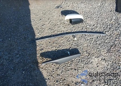 2020 Toyota Camry из США, поврежденный, VIN 4T1C11AK1LU929574